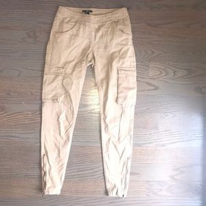 Fitted Cargo Pant